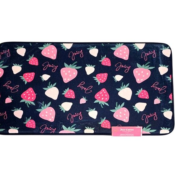 Juicy Couture Home Signature Logo Strawberries Memory Foam Bath Rug - Picture 2 of 6